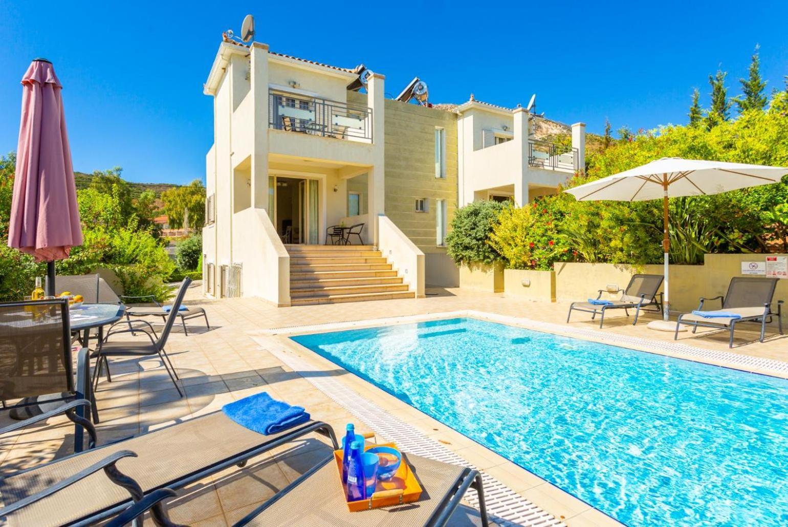 Villa Fedra Poros  Exterior photo